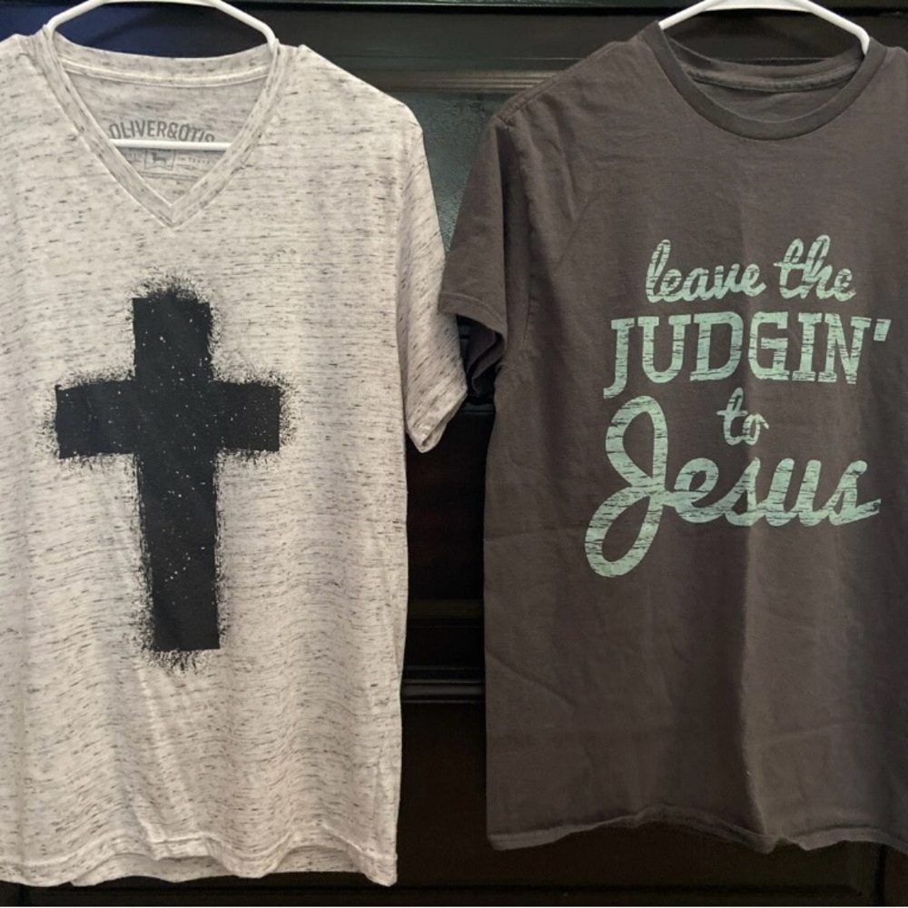 Lot Of 2 Womens Tees Size M Oliver&Otis